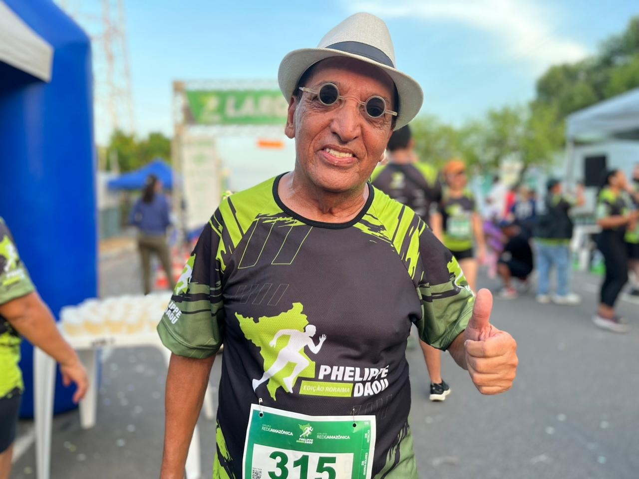 'Botei muita gente no chinelo', diz aposentado de 78 anos ao concluir corrida Phelippe Daou em RR