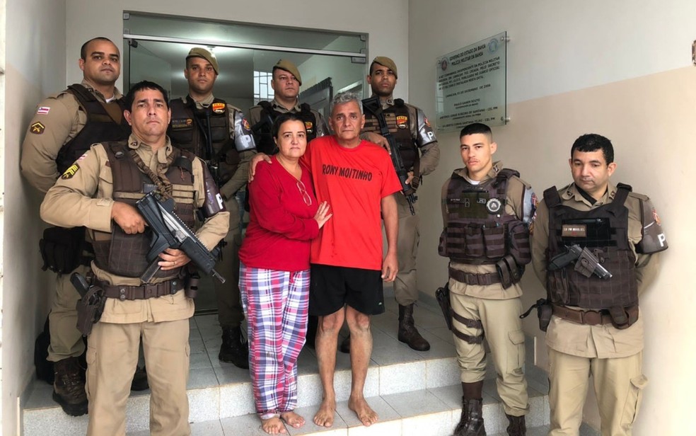 Após serem sequestrados, reféns são libertados no sul da Bahia — Foto: Divulgação/Polícia Militar