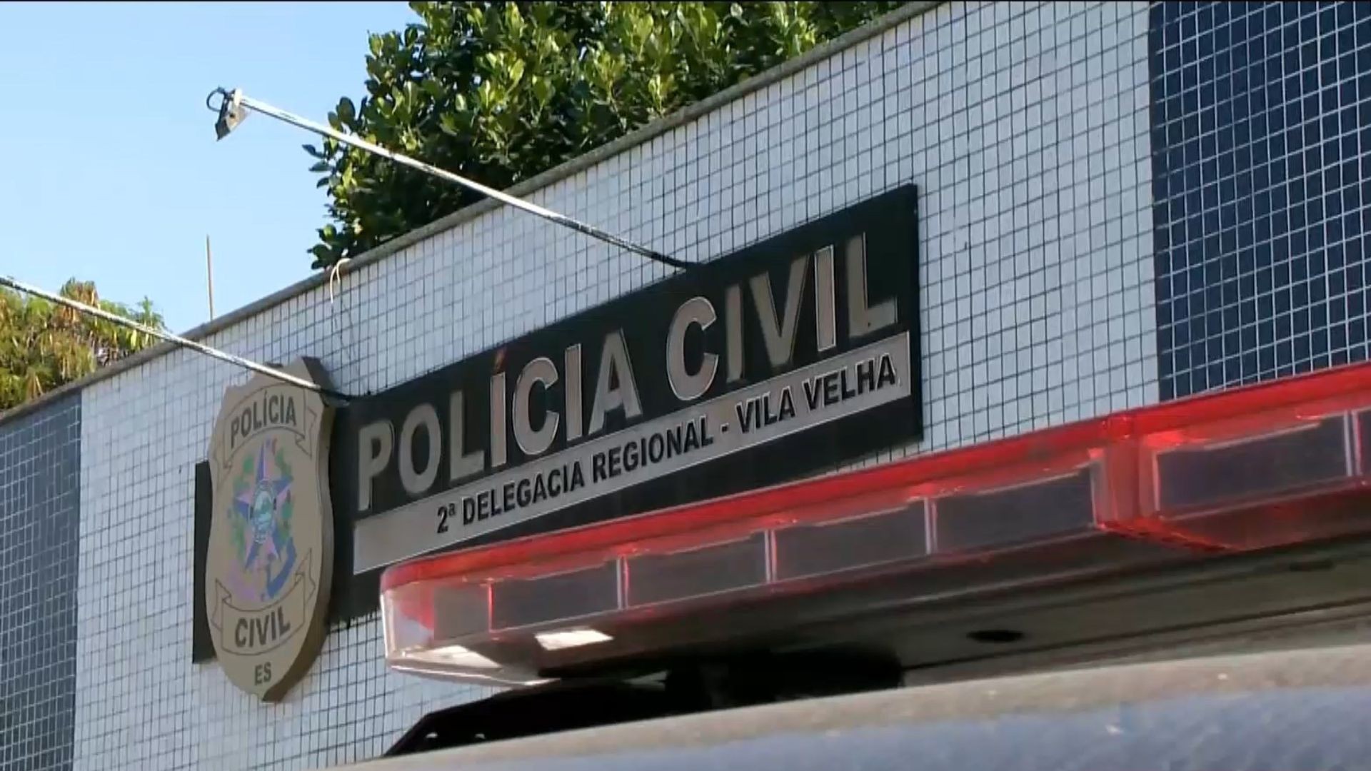 Jovem é preso após tentar matar irmã com pauladas na cabeça em Vila Velha, ES