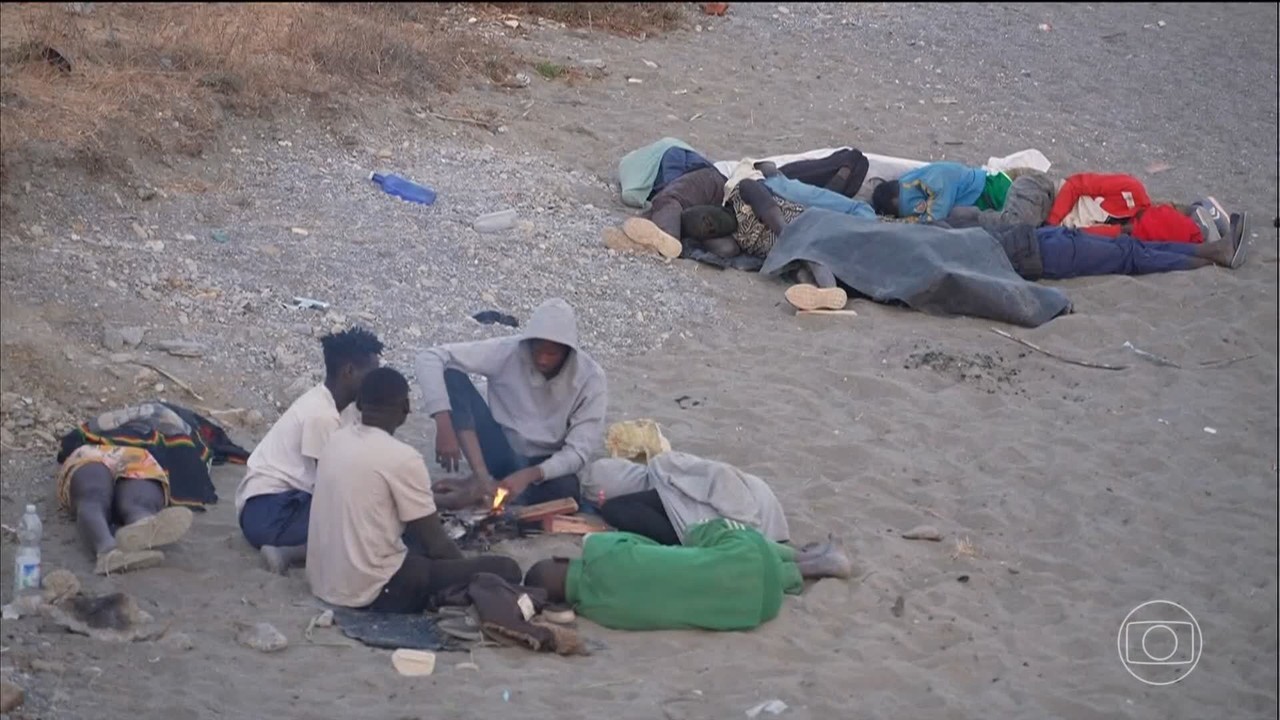 Ceuta: mortes durante travessia do Marrocos à Espanha sobem para mais de 100, diz governo local