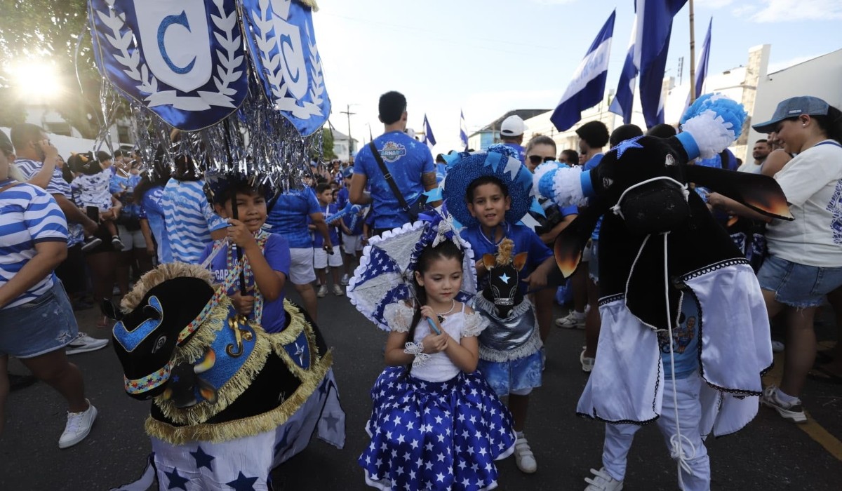 Caprichoso celebra 40 anos da Tarde Alegre Infantil com cortejo no 'Boizinho de Rua' em Parintins