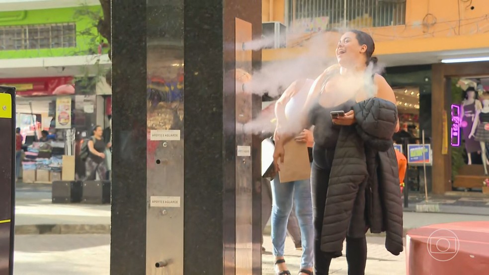 Estação com bebedouros e nebulizadores em BH — Foto: Reprodução/TV Globo