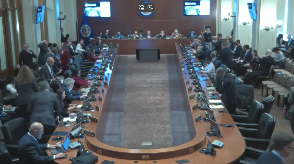 Reunião extraordinária da OEA. — Foto: Reprodução/ OAS Live