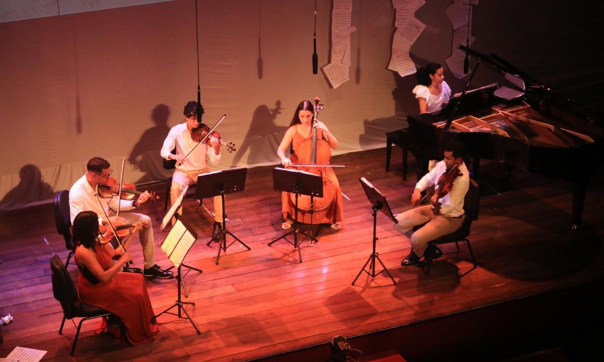 Camerata de Feira de Santana apresenta concerto 'Encontros' no Teatro Cuca