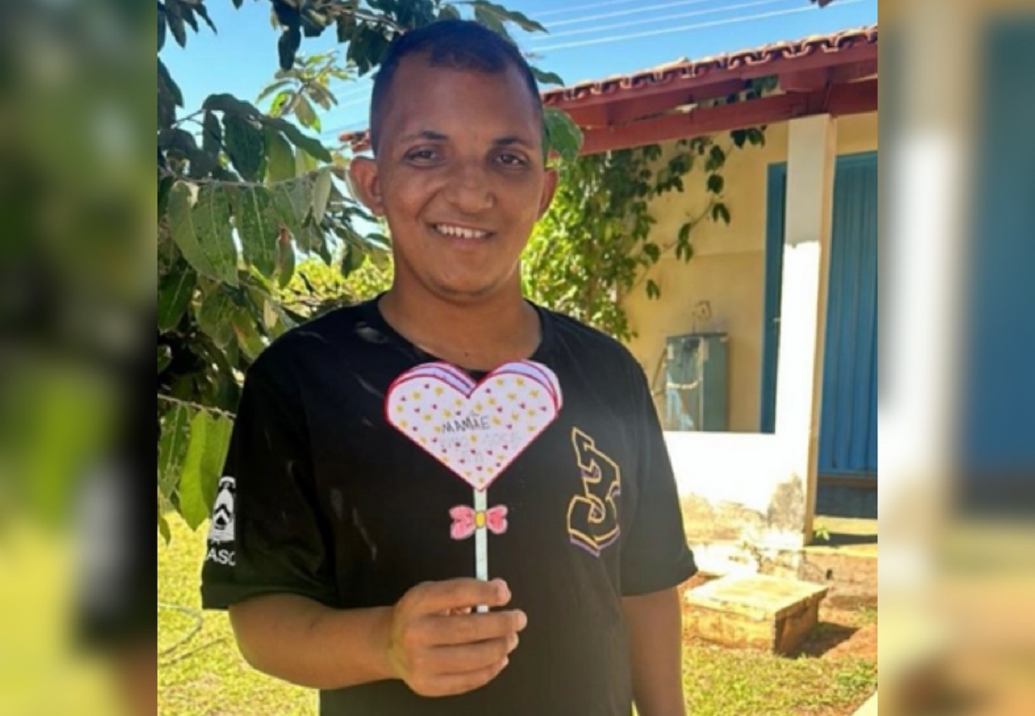 'Não merecia isso', diz mãe de jovem morto após tiroteio na final da Copa do Craque no Tocantins