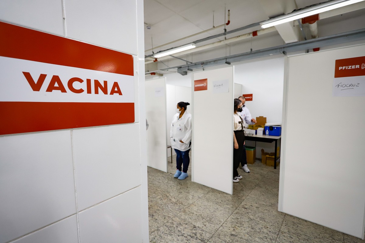 Porto Alegre amplia vacinação da 4ª dose contra a Covid para maiores de ...