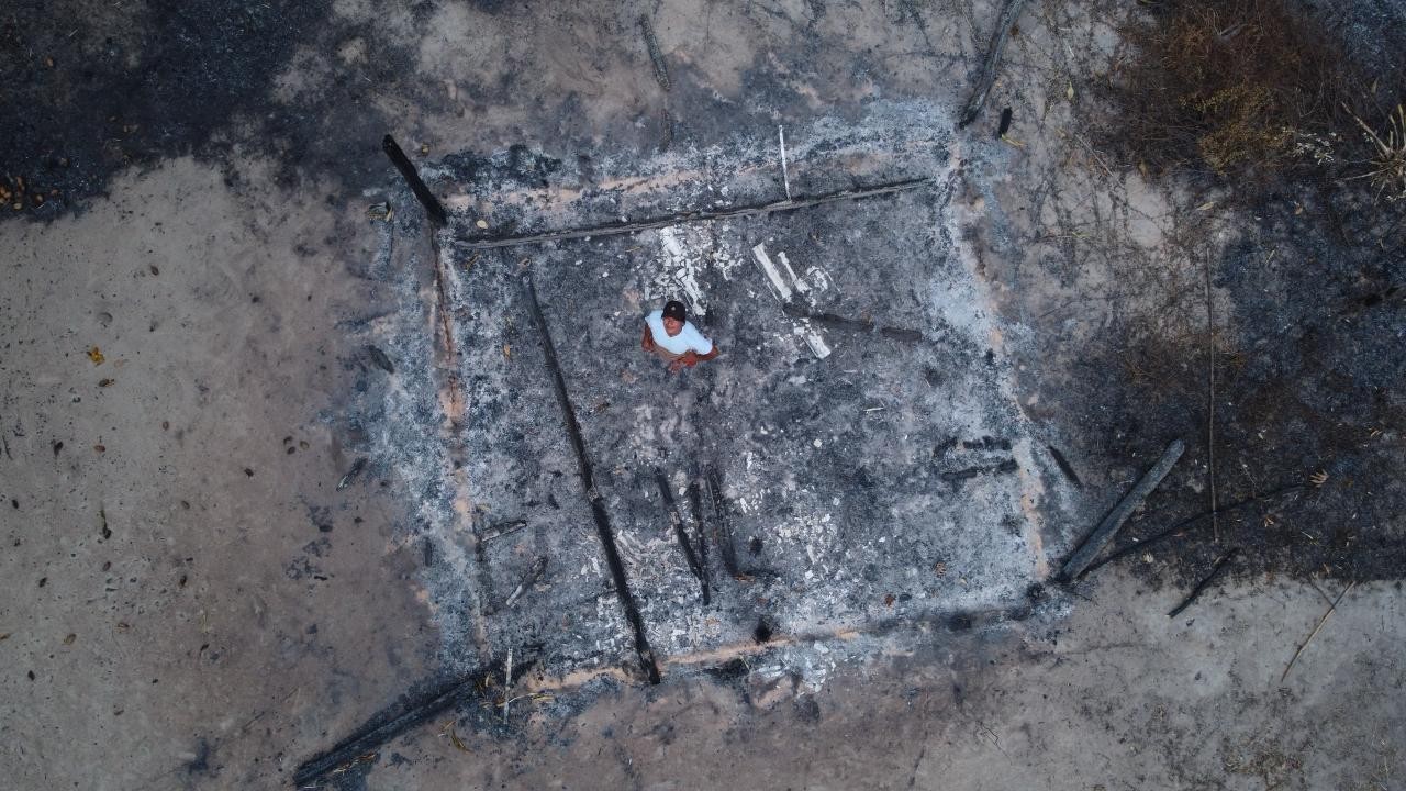 Casas queimadas, animais mortos e plantações destruídas em RR: moradores relatam prejuízos em meio ao aumento de incêndios