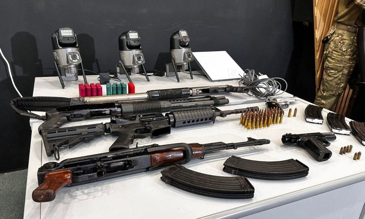 Traficantes alvo de operação no AM usavam alertas para mudar rotas de embarcações com drogas, diz polícia