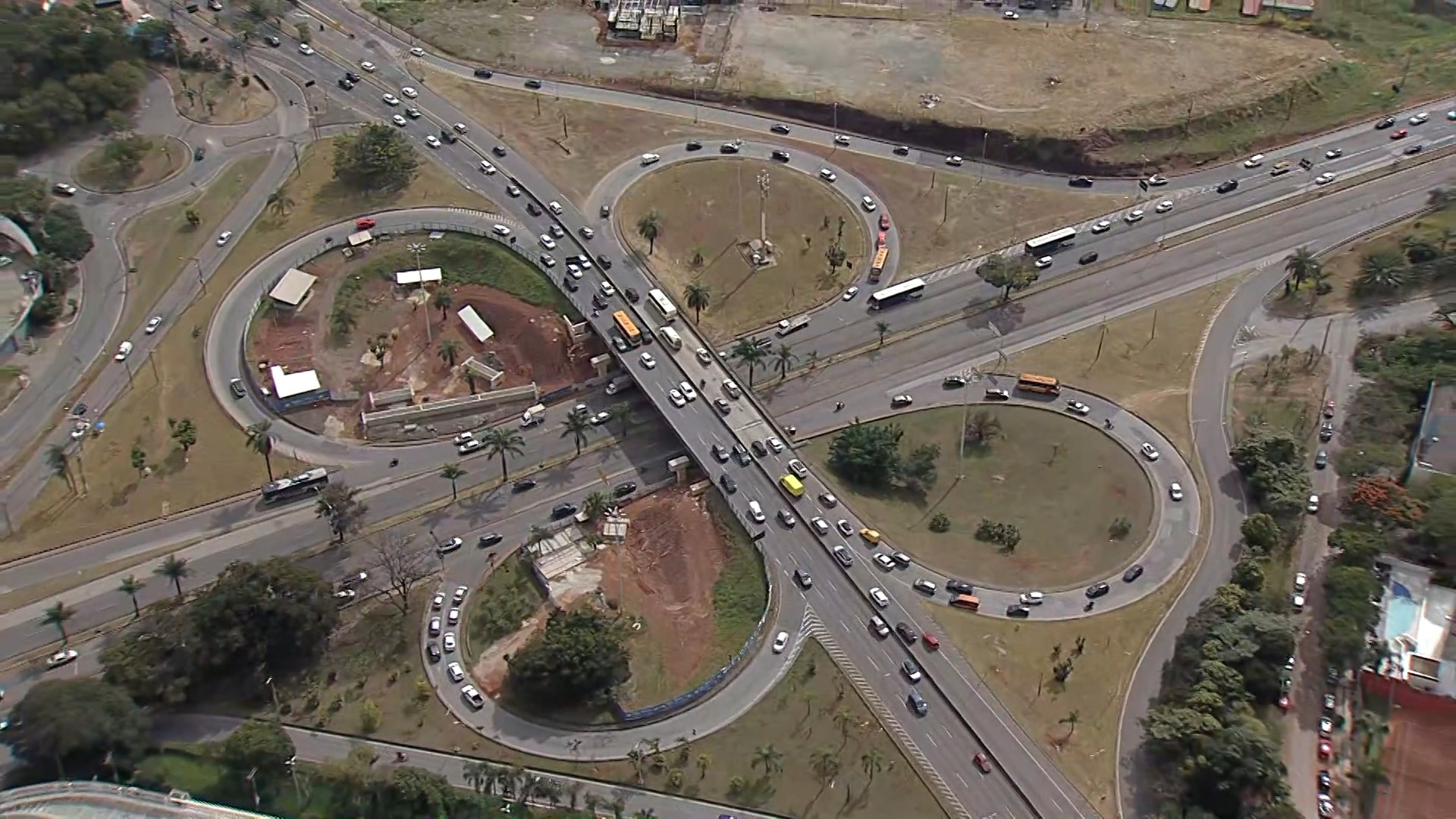 Obra no trevo do Belvedere, em BH, é paralisada após prefeitura rescindir contrato com empresa