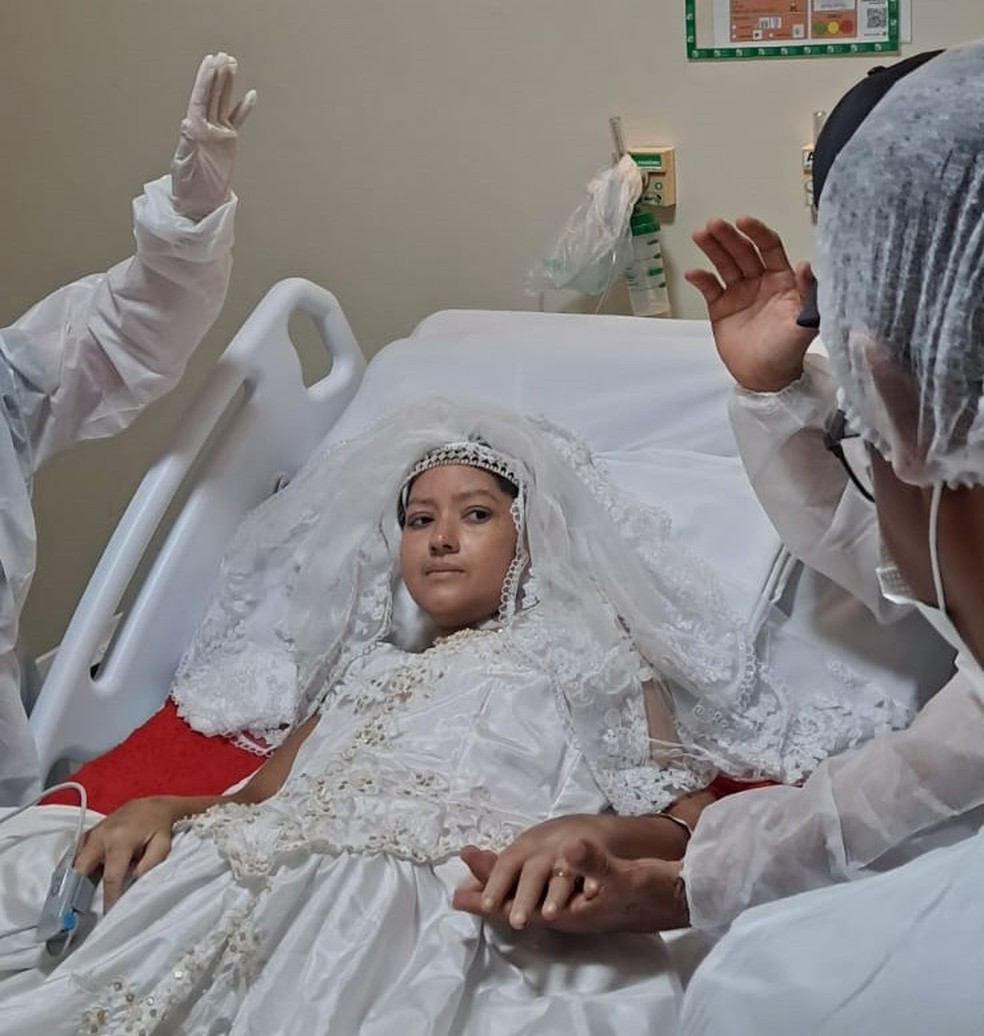 Paciente com câncer realiza sonho de casar dois dias antes de morrer, em João Pessoa — Foto: Divulgação / Hospital Napoleão Laureano