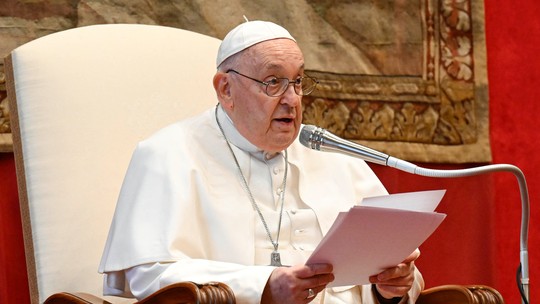 Papa diz em reunião fechada que 'já existe bichice demais' em seminários, afirma imprensa italiana