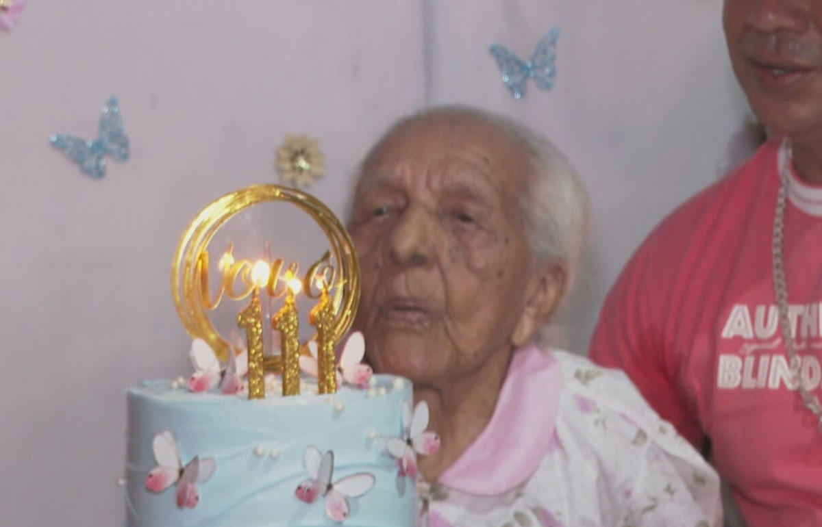 Matriarca de cinco gerações, moradora do Recife completa 111 anos: 'É o presente maior do mundo'; VÍDEO