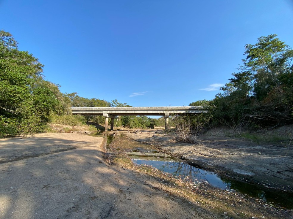 Rio Perdido seco, em Caracol (MS). — Foto: Thalyta Andrade/TV Morena