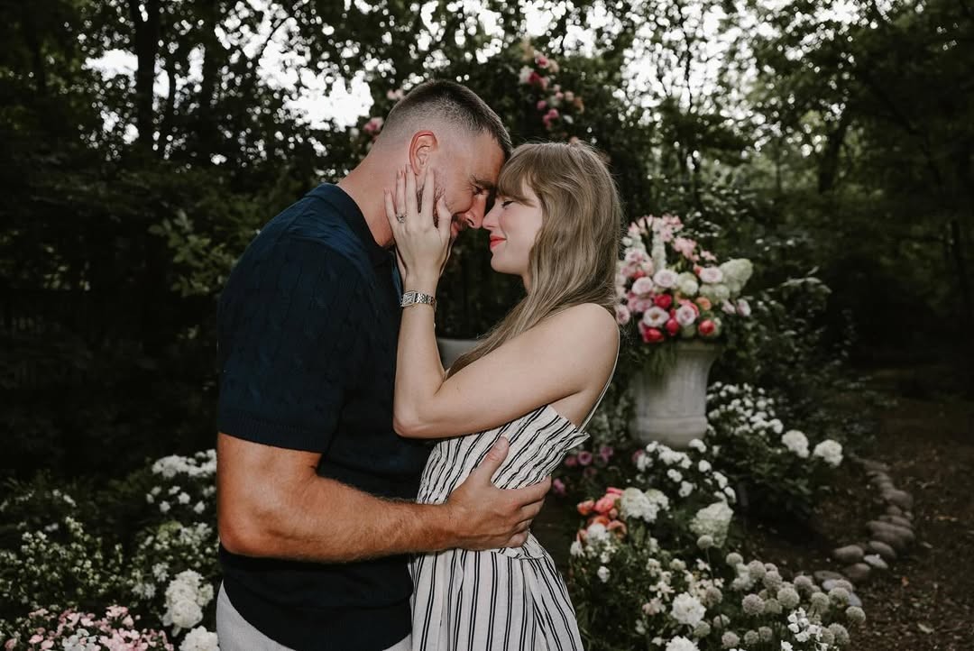 Taylor Swift anuncia noivado com Travis Kelce