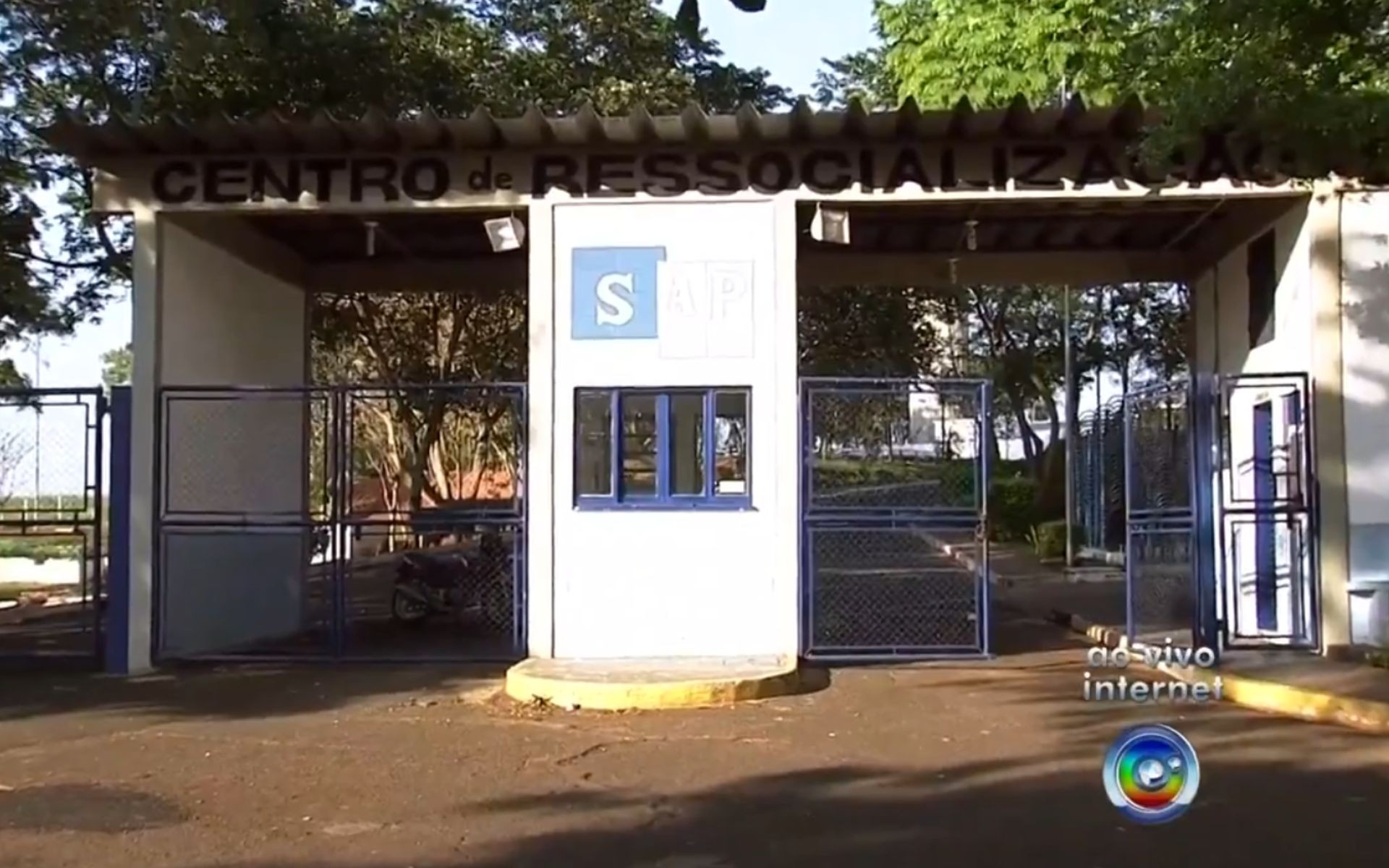 Três presos em regime semiaberto rompem tornozeleiras e fogem durante trabalho comunitário no interior de SP