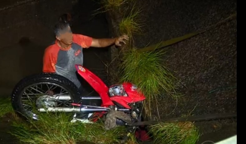 'Queria salvar a moto', diz frentista que viu motociclista ser arrastado por enxurrada e morrer em Piracicaba