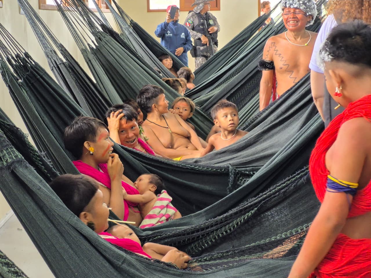 Primeiro hospital de saúde indígena do Brasil começa a funcionar na Terra Yanomami