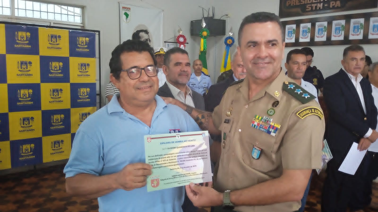 Delegacia da Junta Militar homenageia personalidades na troca de comando em Santarém
