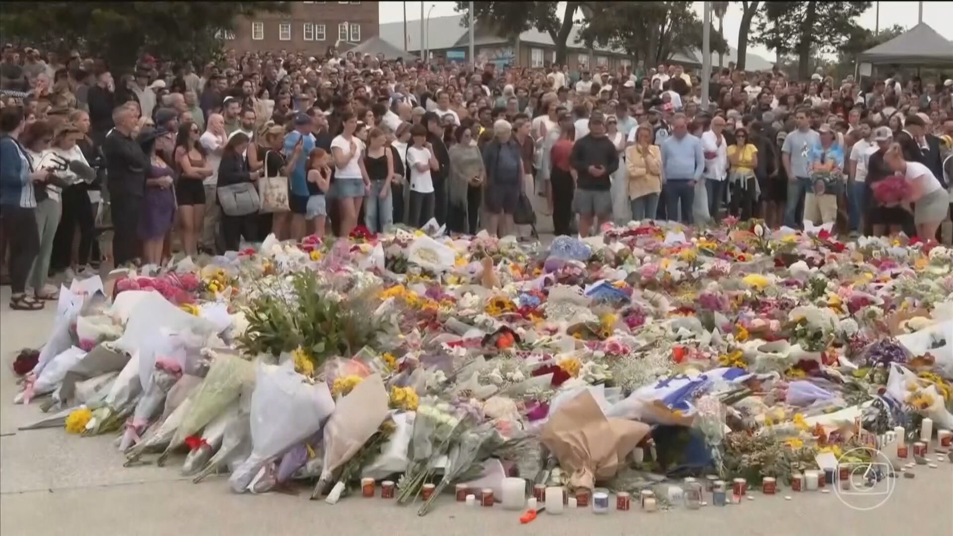 Homem de origem árabe que deteve atirador na Austrália está entre os mais de 40 hospitalizados devido a ataque terrorista 