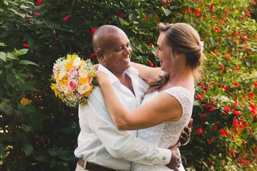Casal se reencontra após 35 anos e esposa doa rim para salvar vida do marido — Foto: Arquivo Pessoal