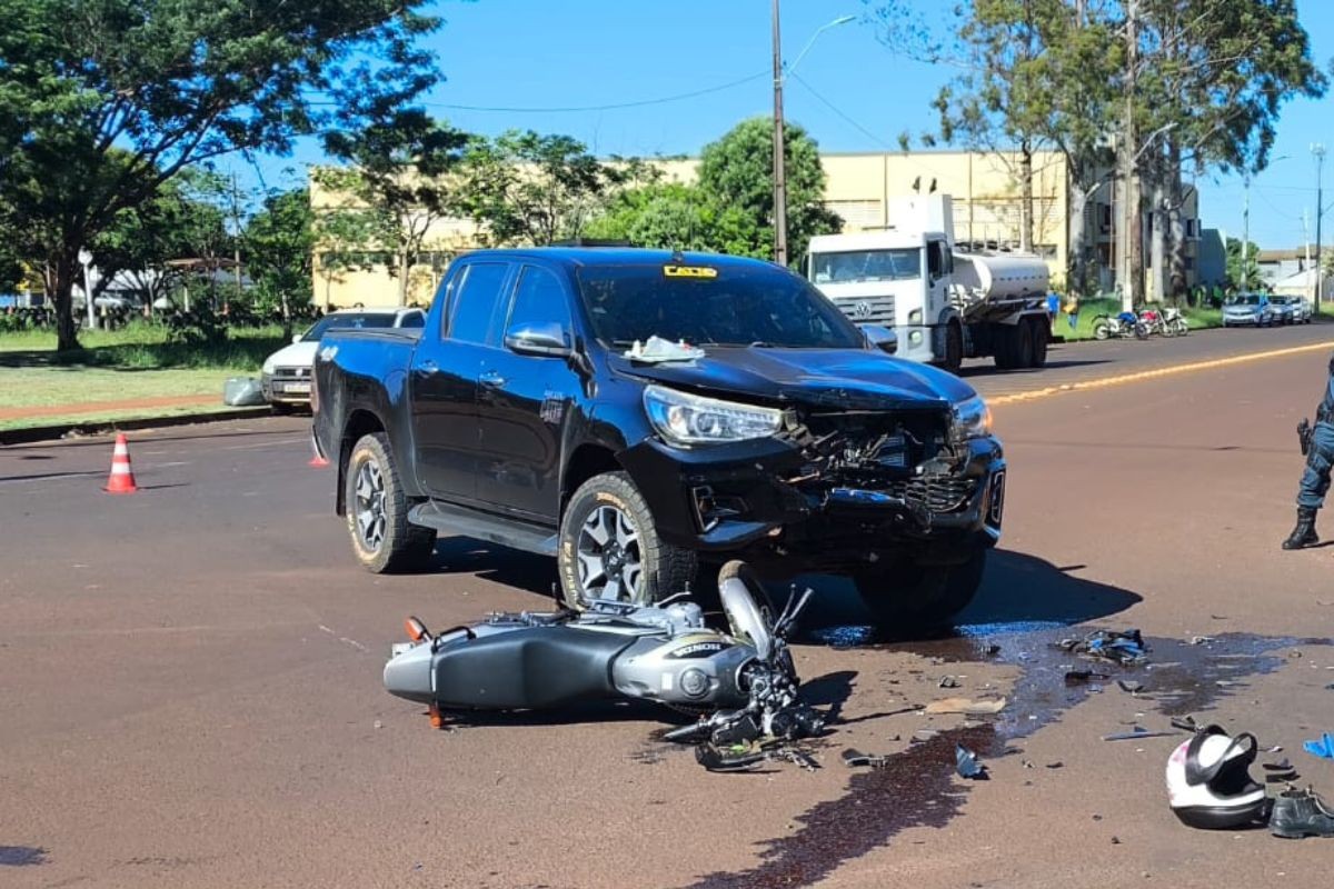 Jovem de 19 anos morre após batida entre moto e caminhonete em Dourados