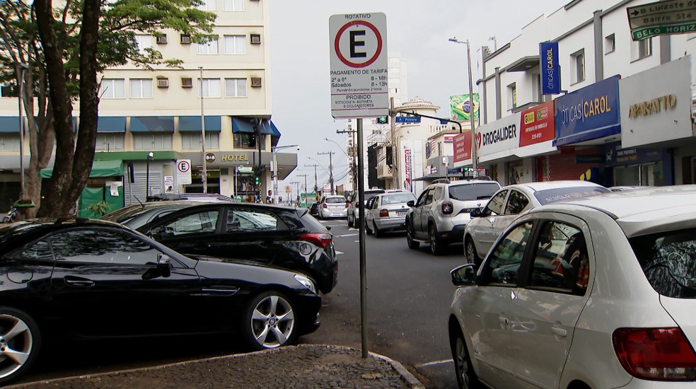 Zona Azul no Centro de Uberlândia — Foto: Reprodução/TV Integração