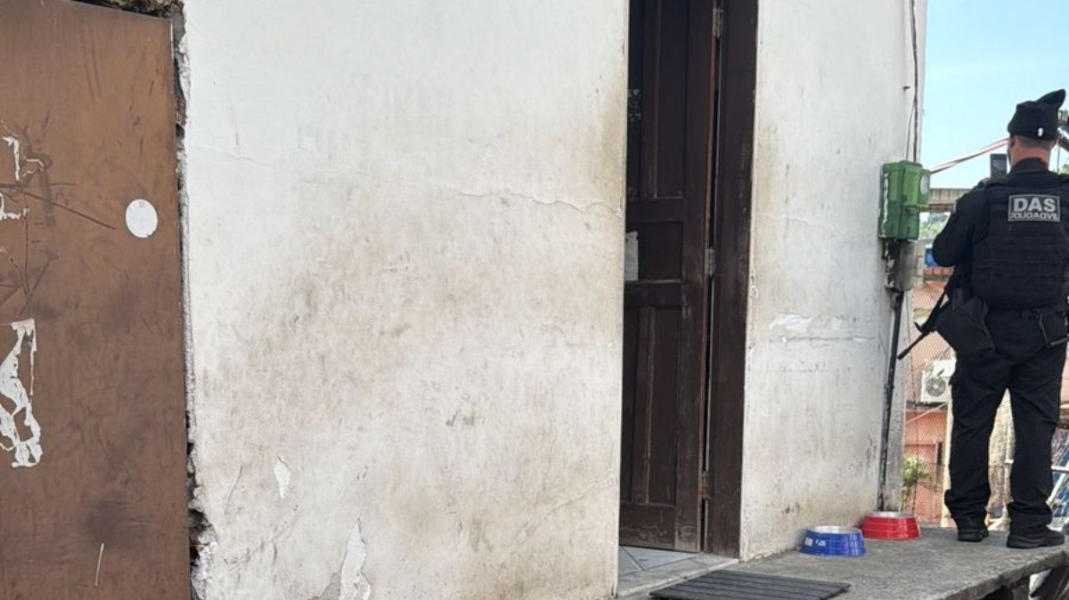 Comerciante sequestrado na Baixada Fluminense é libertado pela polícia em comunidade do Rio Comprido