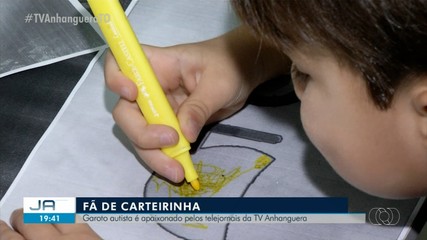 Garoto autista é apaixonado pelos telejornais da TV Anhanguera; conheça o pequeno Joaquim