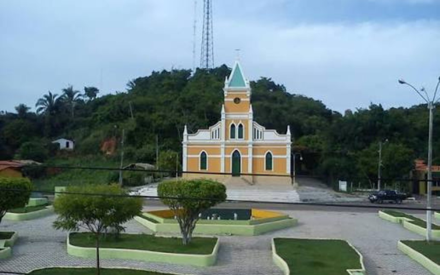 Prefeitura de cidade banhada pelo Lago das Brisas abre inscrições para concurso com salários de até R$ 4,6 mil 