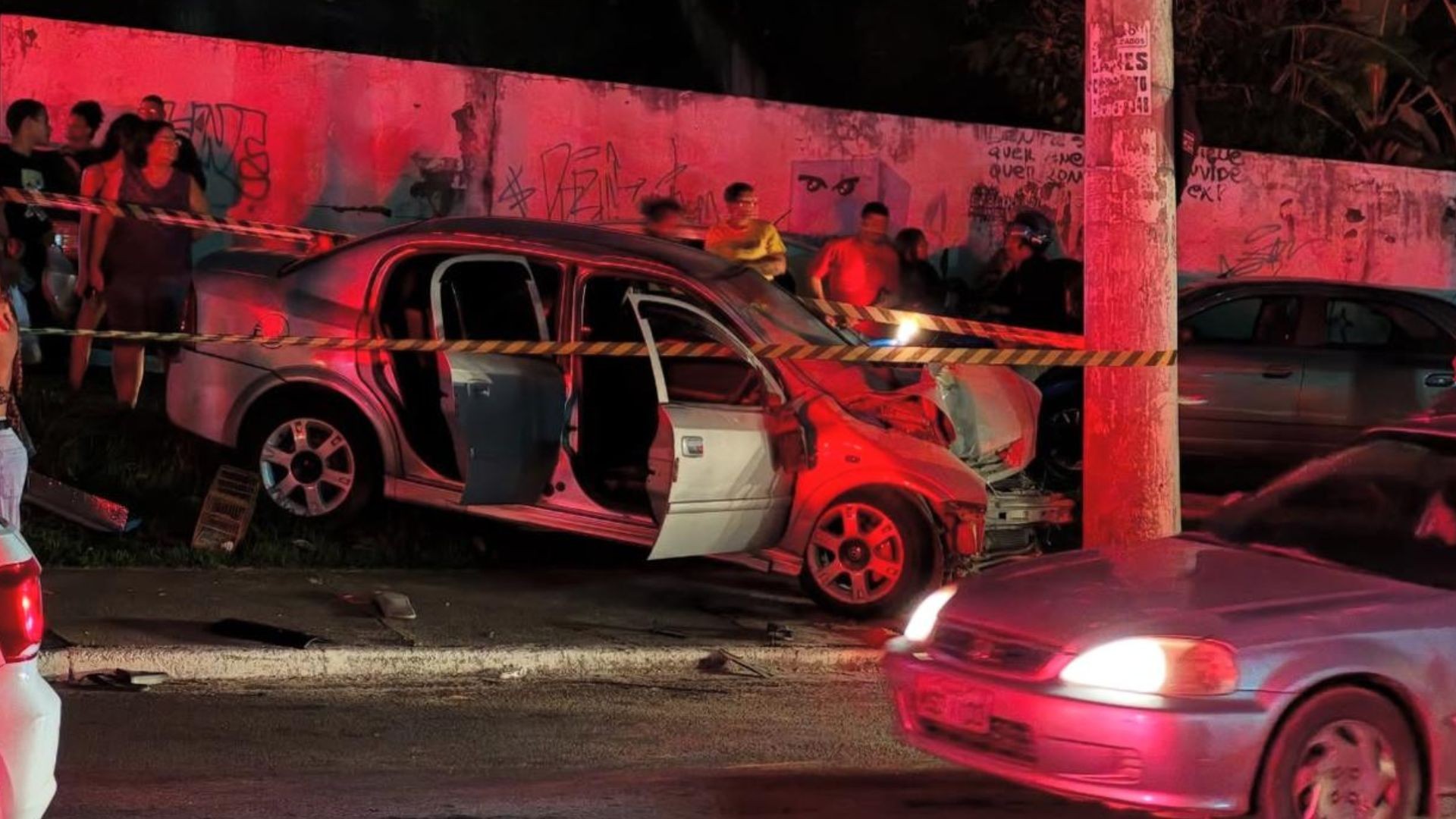 Cabo da PM morre em acidente no banco do carona no ES; motorista admitiu ter bebido 