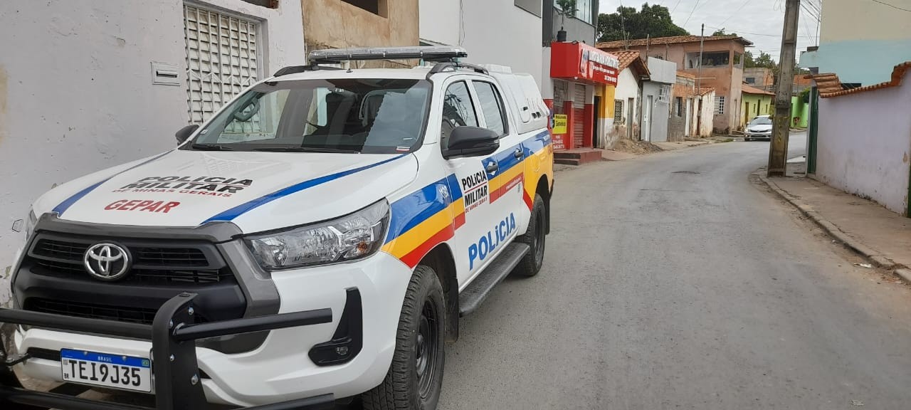 PolÃcia procura dono de farmácia suspeito de matar ex-funcionário a tiros, em Montes Claros