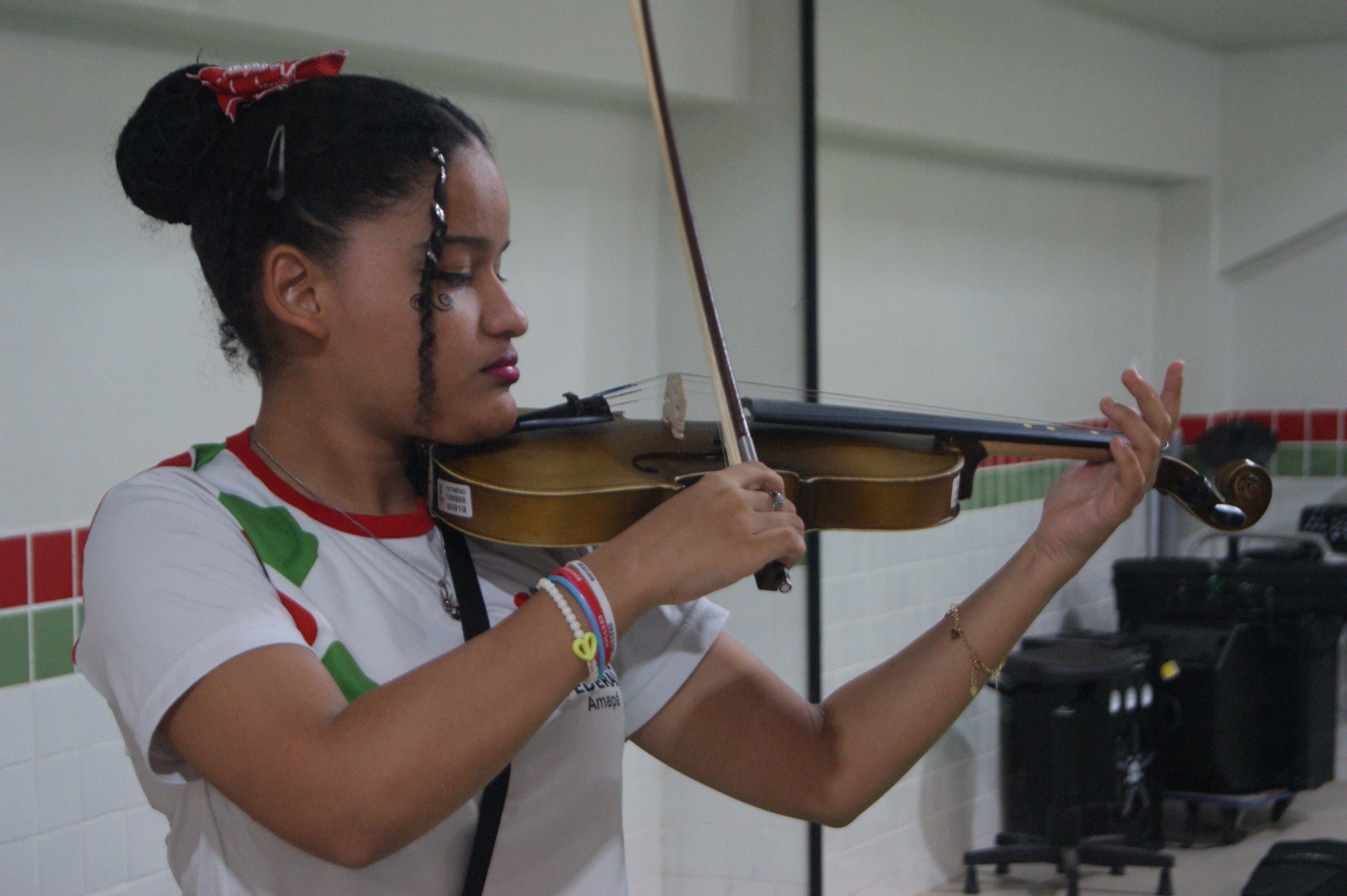 Ifap abre inscrições para curso gratuito de violino em Macapá