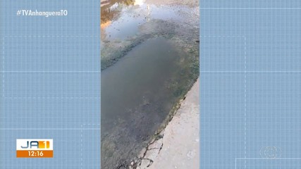 Telespectador denuncia vazamento de esgoto no setor Santo Amaro, em Palmas