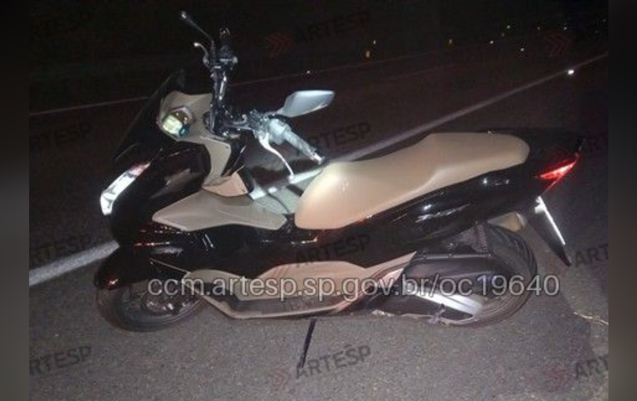 Motociclista morre após tombar na Raposo Tavares em Angatuba