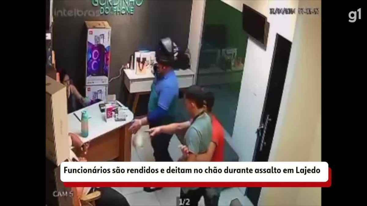 VÍDEO: funcionários são rendidos e deitam no chão durante assalto em loja de eletrônicos em Lajedo