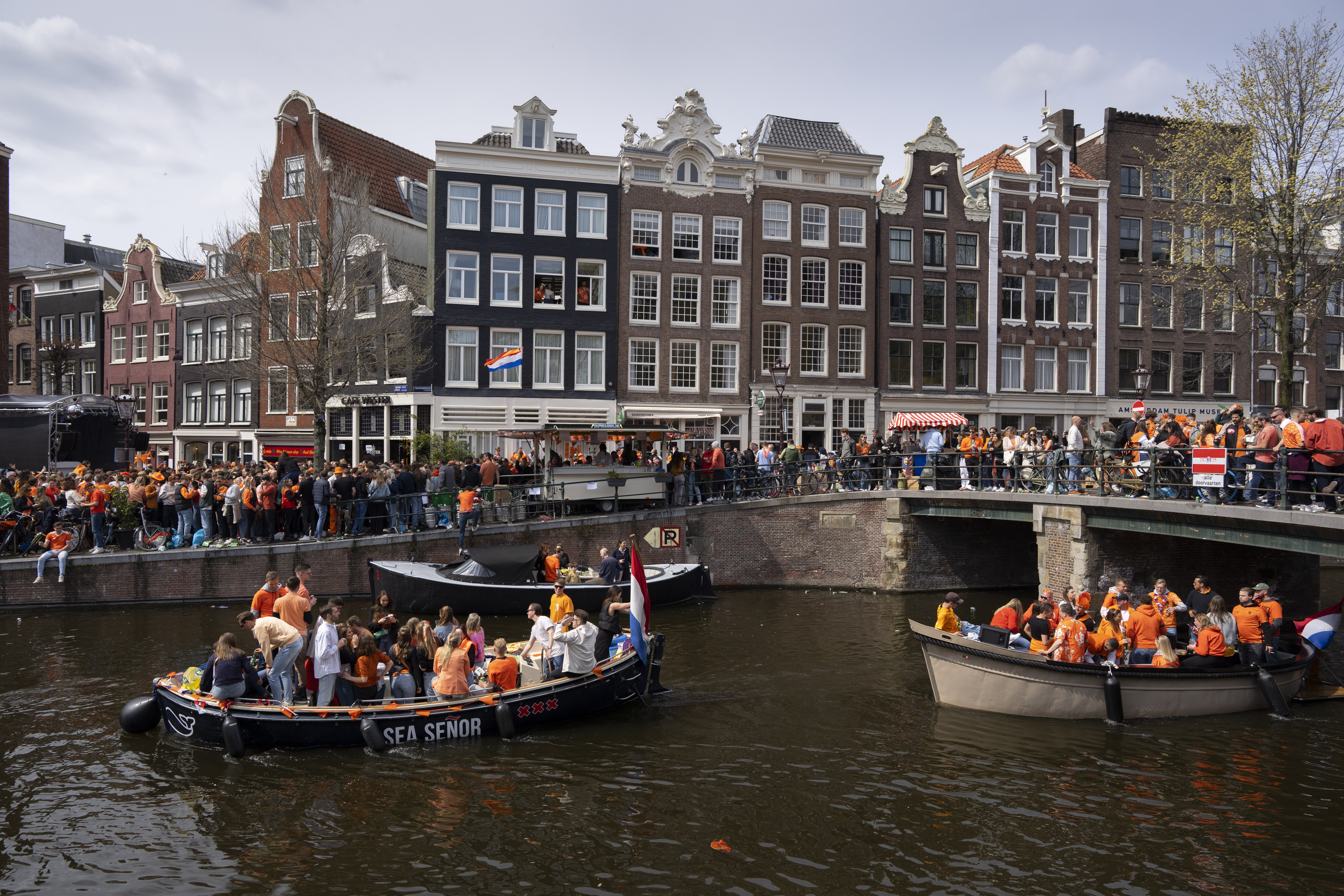 Por que Amsterdã proibiu a construção de hotéis 