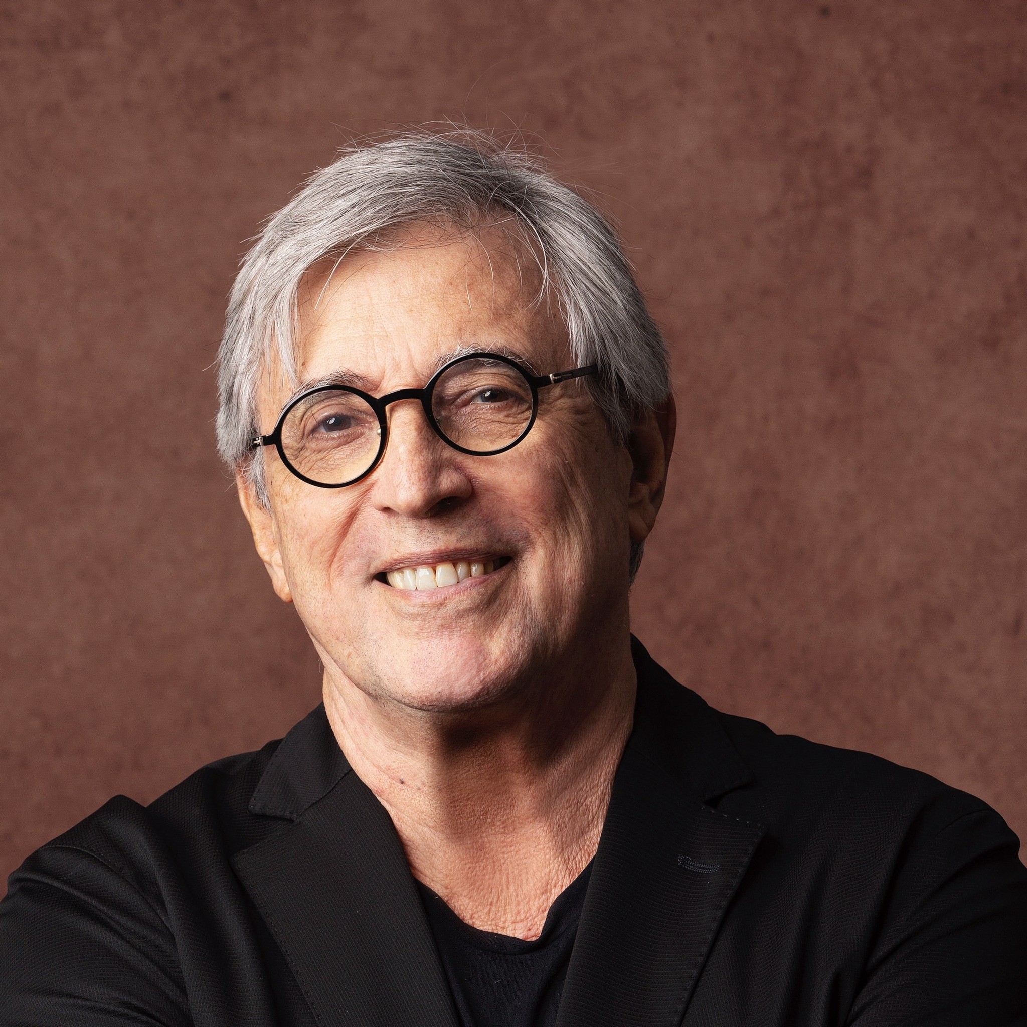 Ivan Lins entra no tempo dos 80 anos 