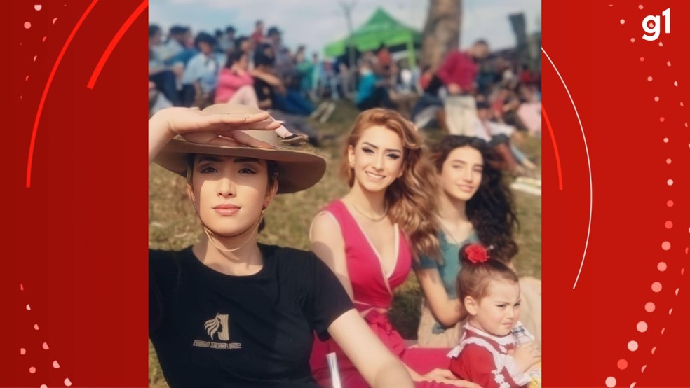 Franciele com as filhas: Evelly, Yasmim e Valentina, de 16, 12 e 1 ano — Foto: Arquivo pessoal