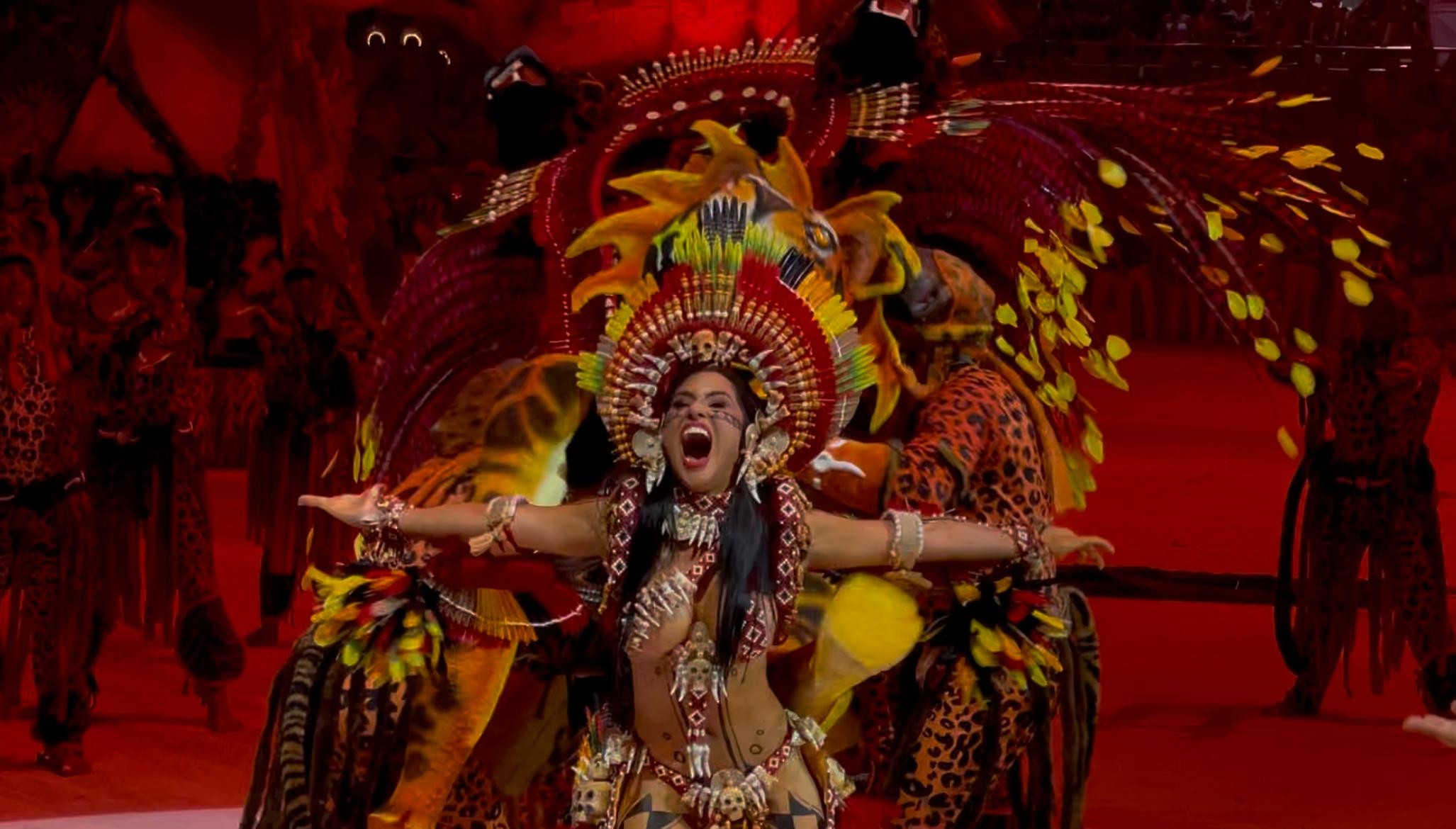 Isabelle Nogueira se transforma em onça na 1ª noite do Festival de Parintins 2025