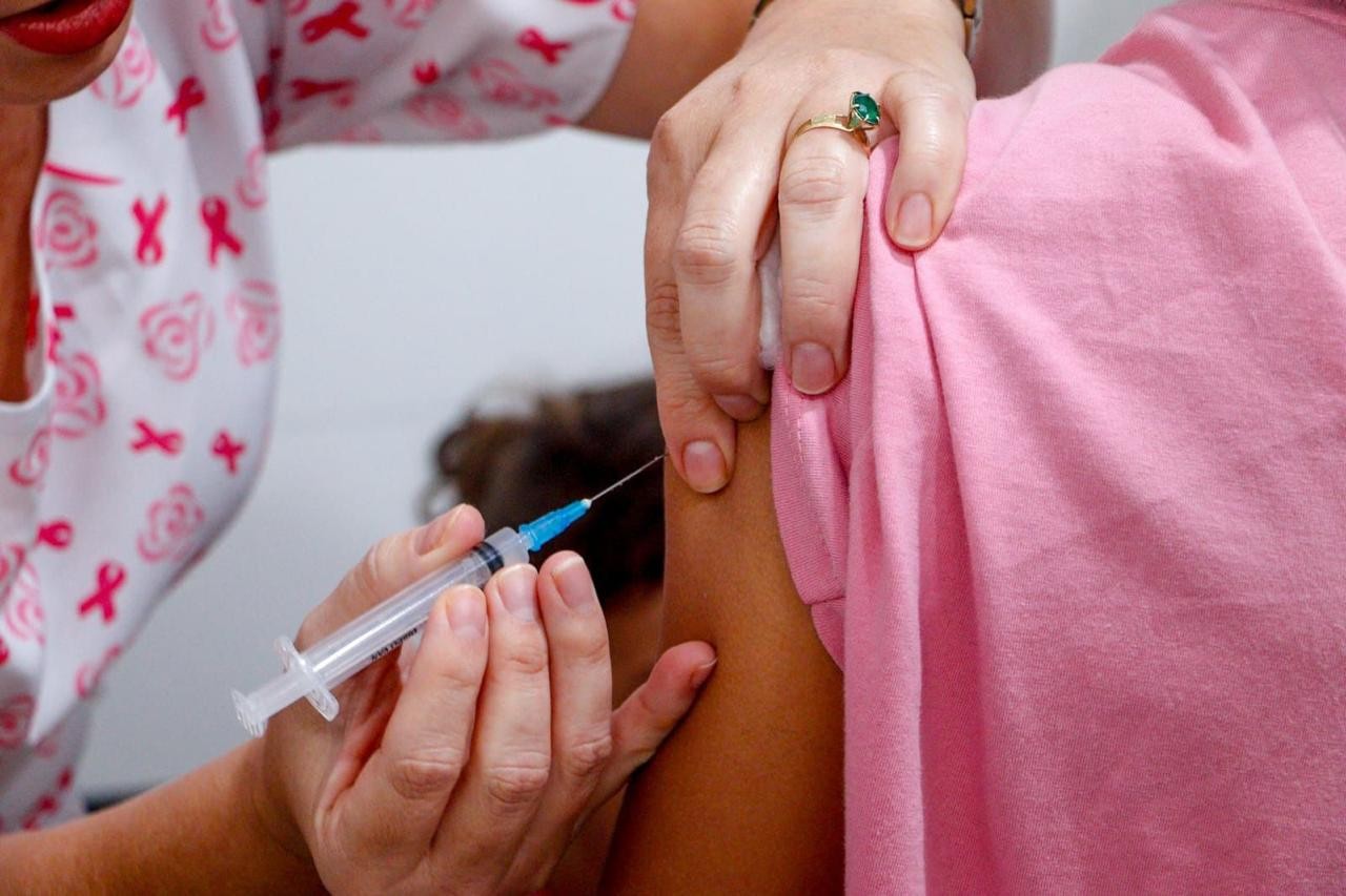 Poá vacina gestantes contra bronquiolite neste sábado