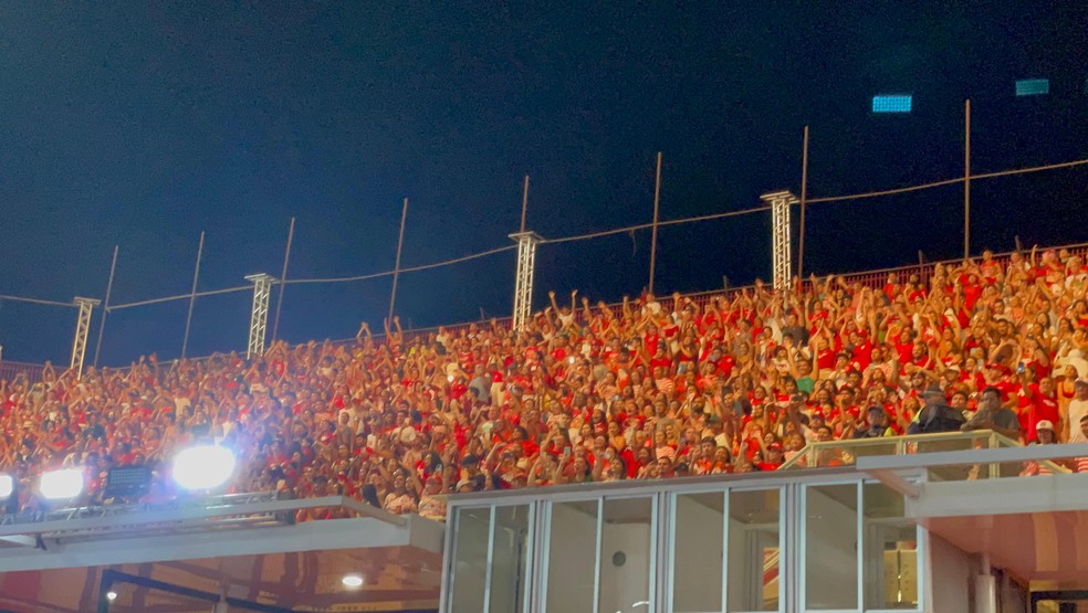 Garantido faz ensaio técnico aberto ao público no Bumbódromo para 57º Festival Folclórico de Parintins. — Foto: Patrick Marques/g1 AM