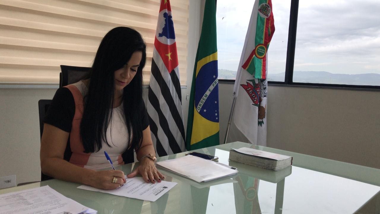 TSE cassa mandato da ex-prefeita Lili Aymar, vereadora de Araçariguama 