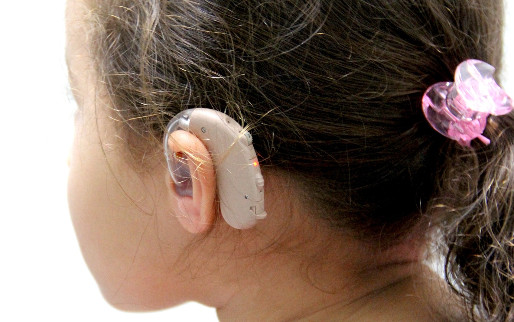 EUA aprovam 1ª terapia genética para forma rara de perda auditiva