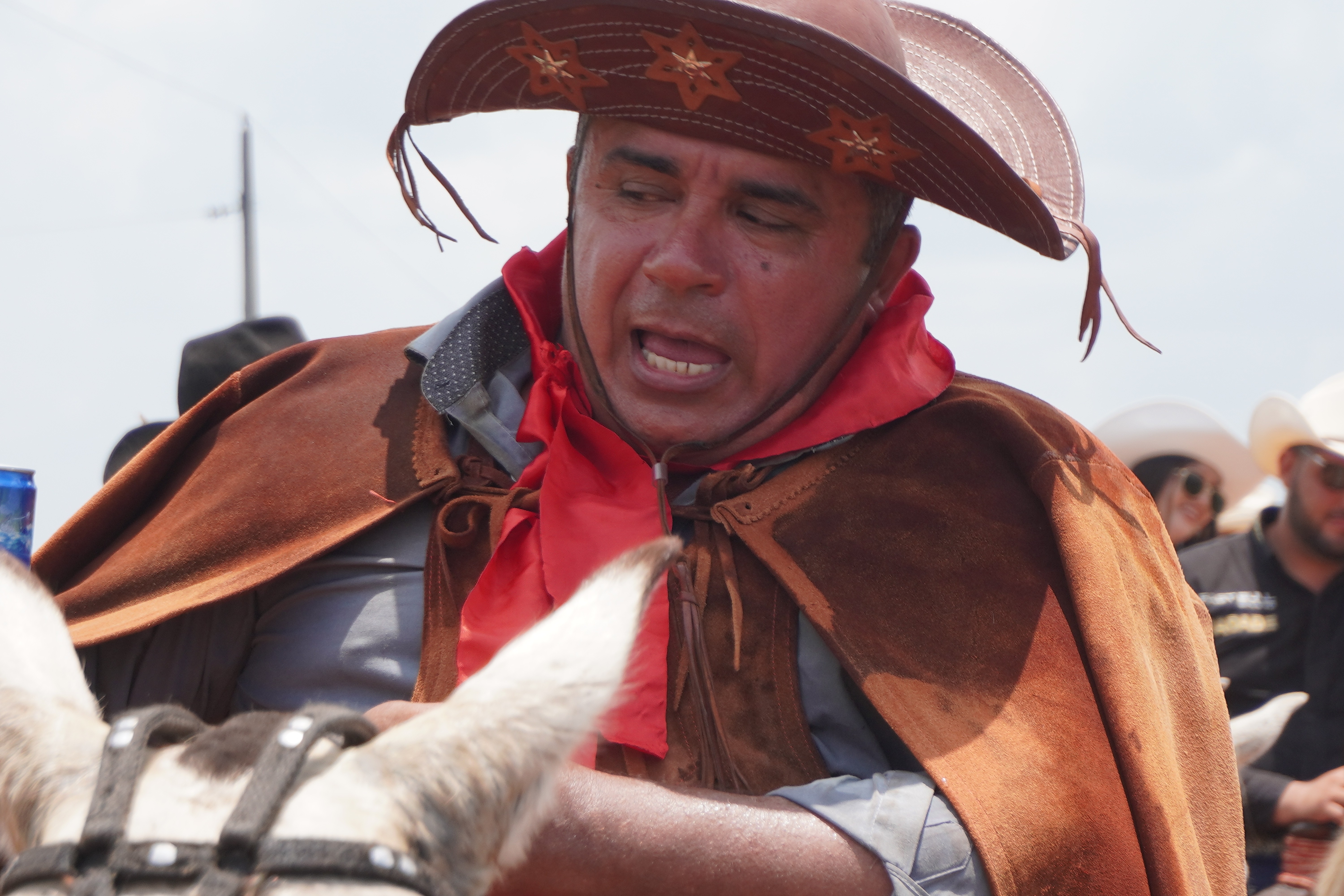 Cavalgada reúne vaqueiros e produtores rurais em encontro tradicional no interior de Roraima