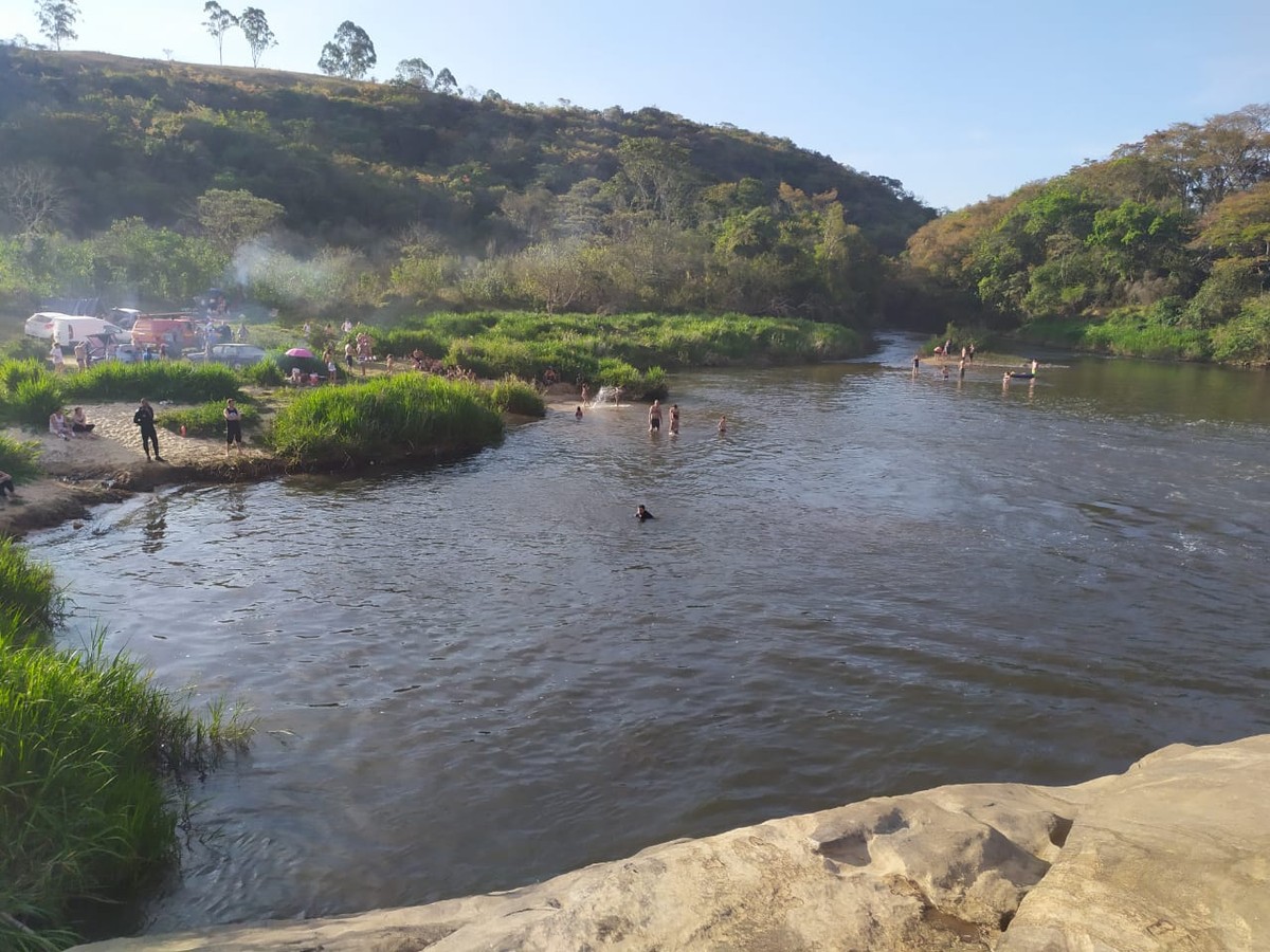 Bombeiros Fazem Buscas Por Jovem Que Desapareceu No Rio Das Mortes Em Barbacena Zona Da Mata G1 