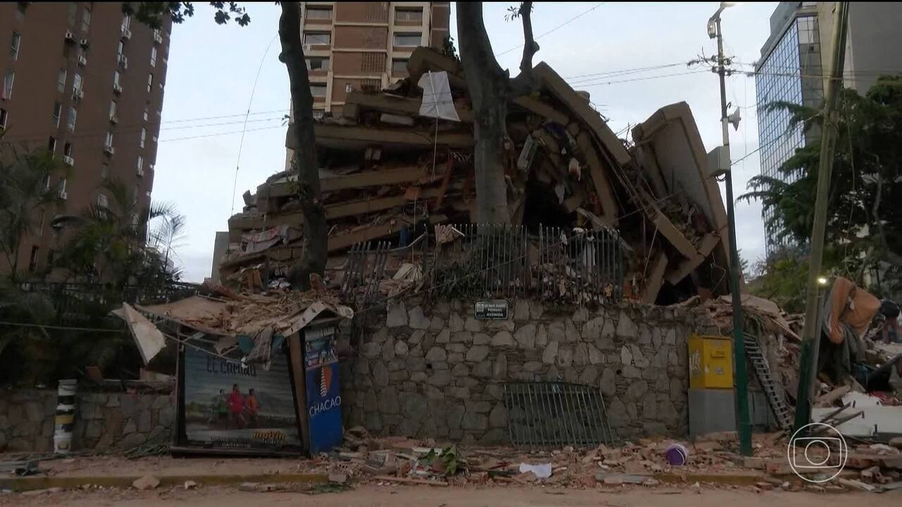 Mulher de jogador de futebol é encontrada morta em meio a escombros após terremoto na Venezuela; filha foi resgatada