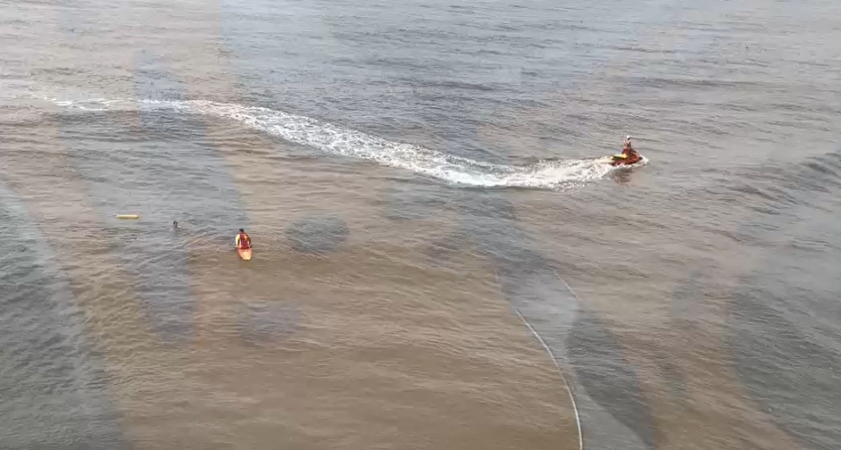 Turista estrangeiro que visitava Matinhos em excursão desaparece no mar