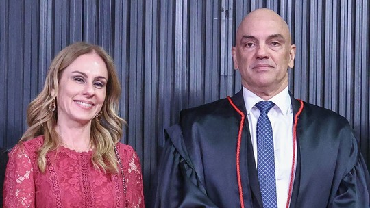 Vídeo mostra Moraes desembarcando de jatinho de empresa de Vorcaro