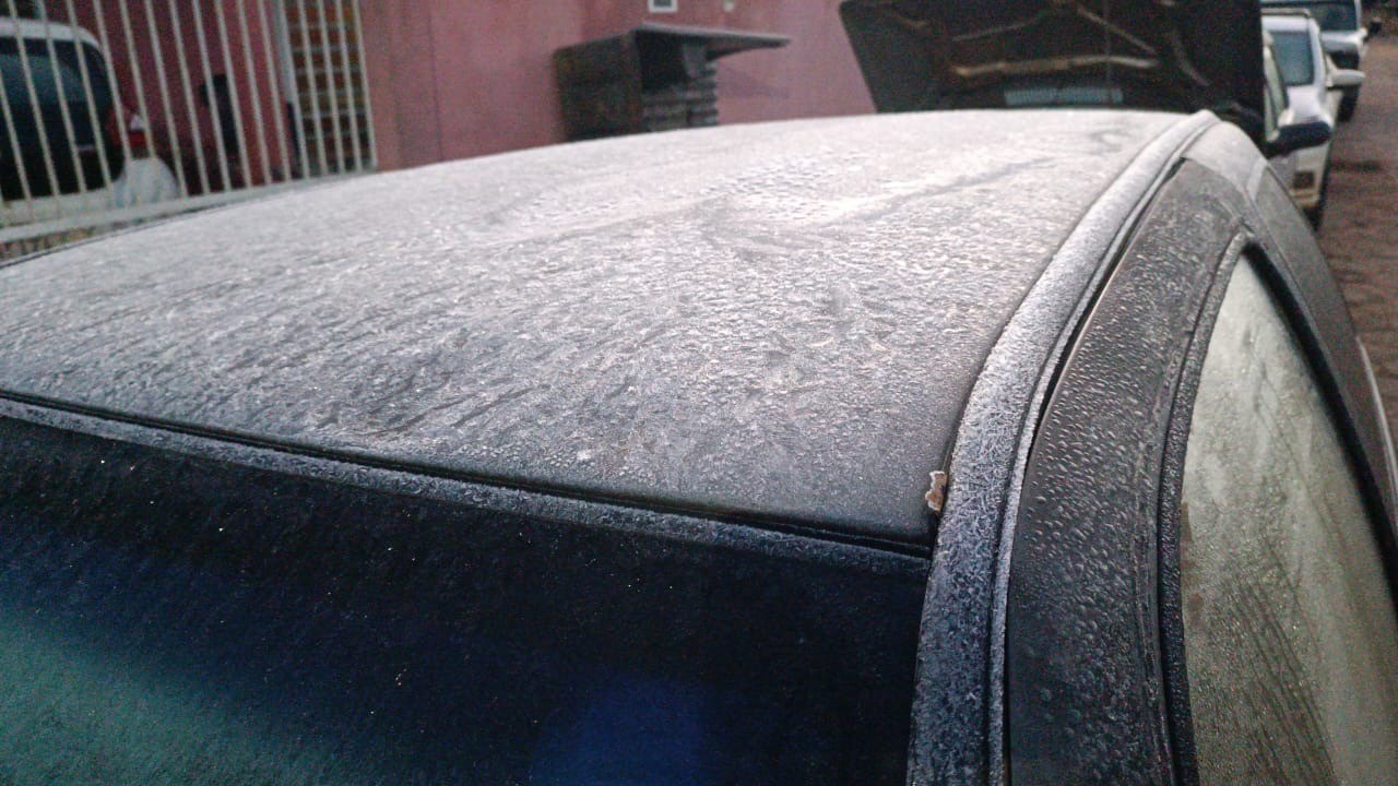 Frente fria derruba temperatura e cidades chegam a registrar 1ºC no interior de SP; confira