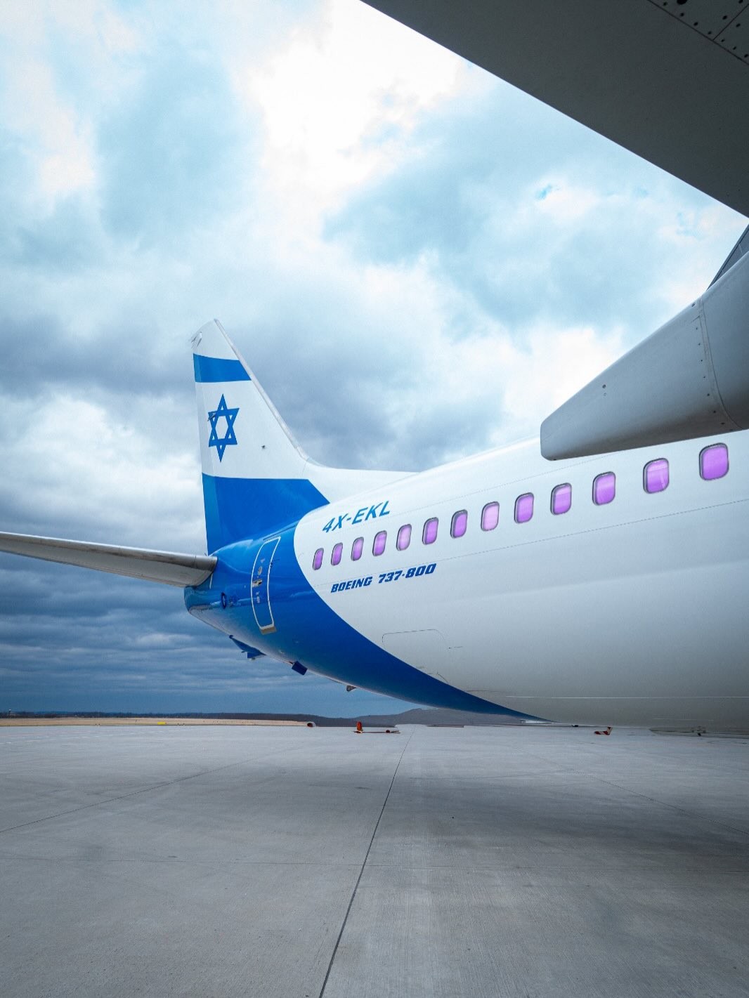 Aeronave que transportava time israelense é atingido por raio antes de pousar em Tel Aviv: 'Foi assustador, o avião começou a tremer'